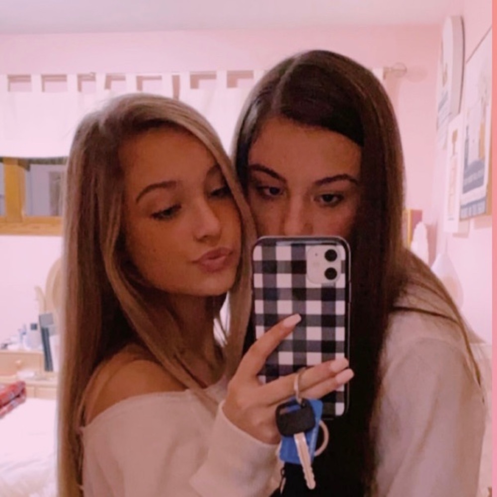 Meet your Posher, Rachel